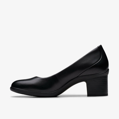 Clarks Trending / Shaya Poppy Black Leather