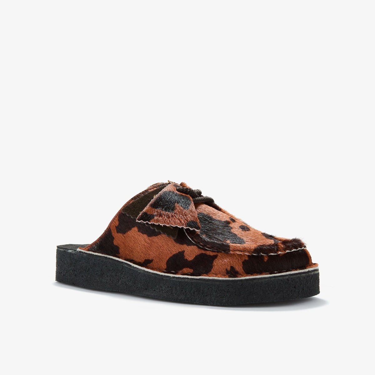 Clarks Sale / Desert Nomad Mule Brown Cow Print