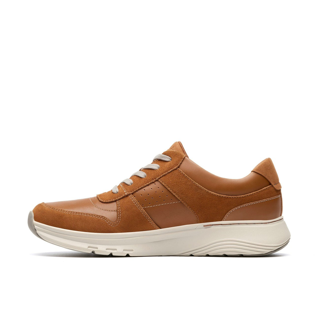 Clarks Exclusive / Motion Trek Go Tan Combination