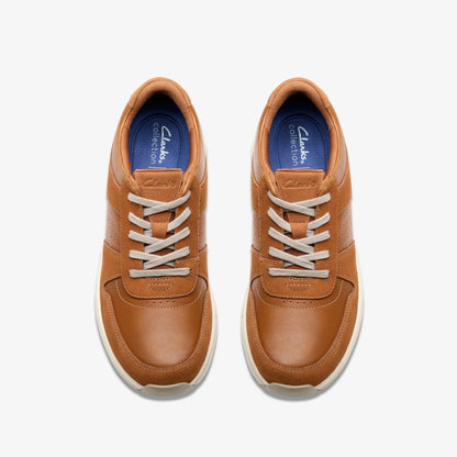 Clarks Exclusive / Motion Trek Go Tan Combination