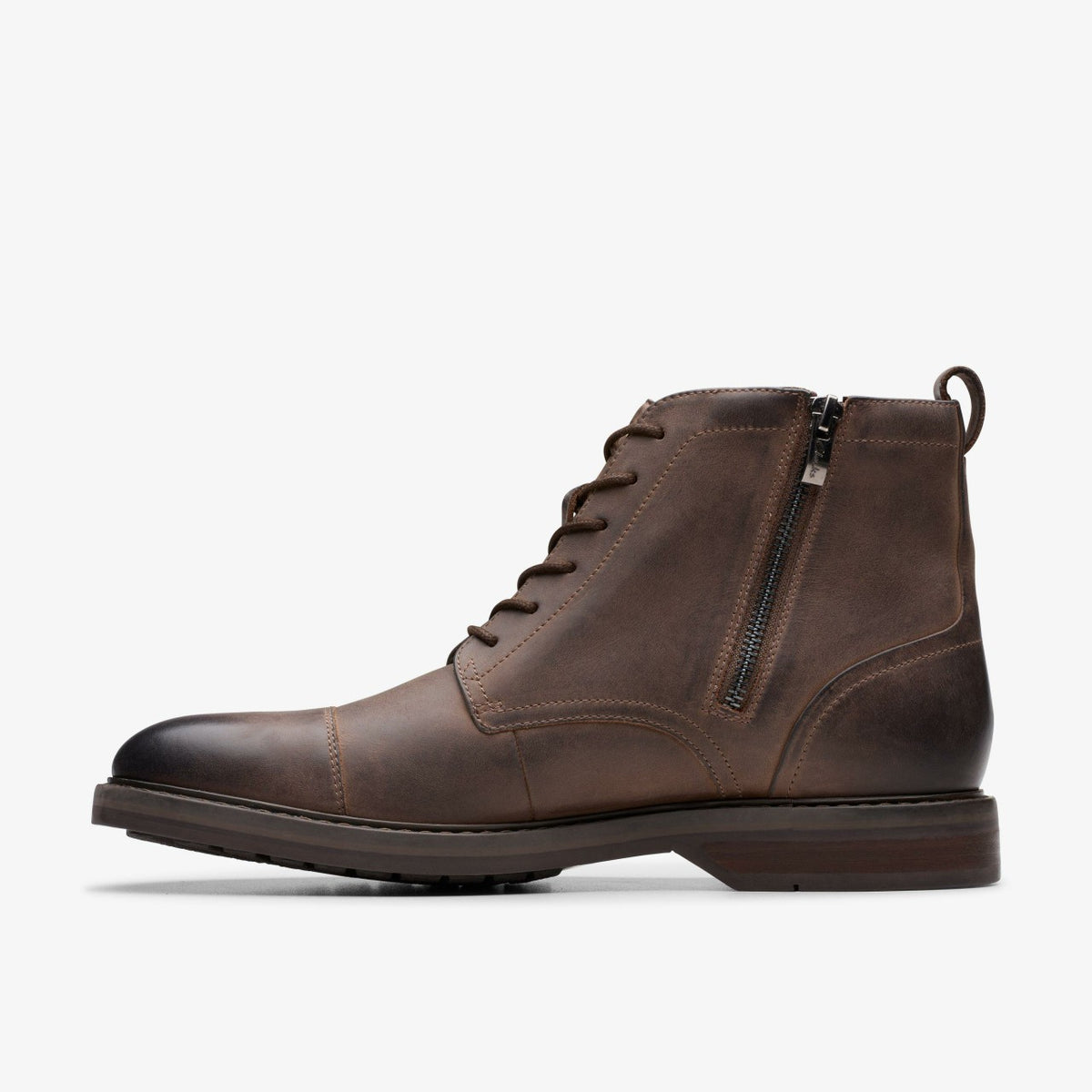 Clarks Best Seller / Aldwin Cap Brown Leather