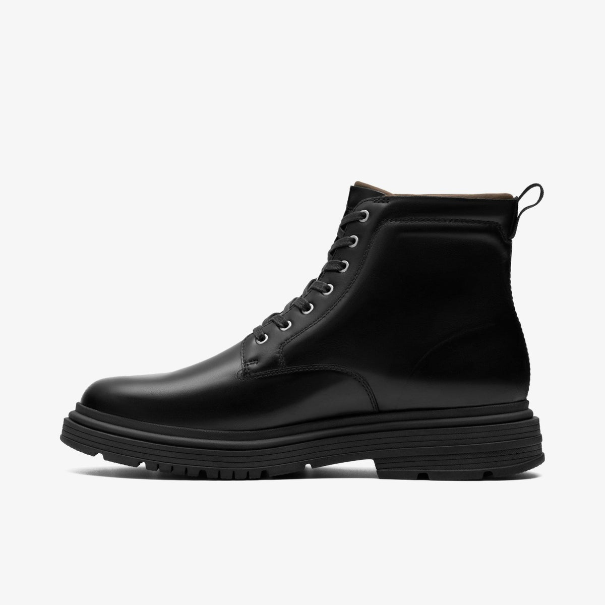 Clarks Everyday / Badbury Hi Waterproof Black Warmlined Leather