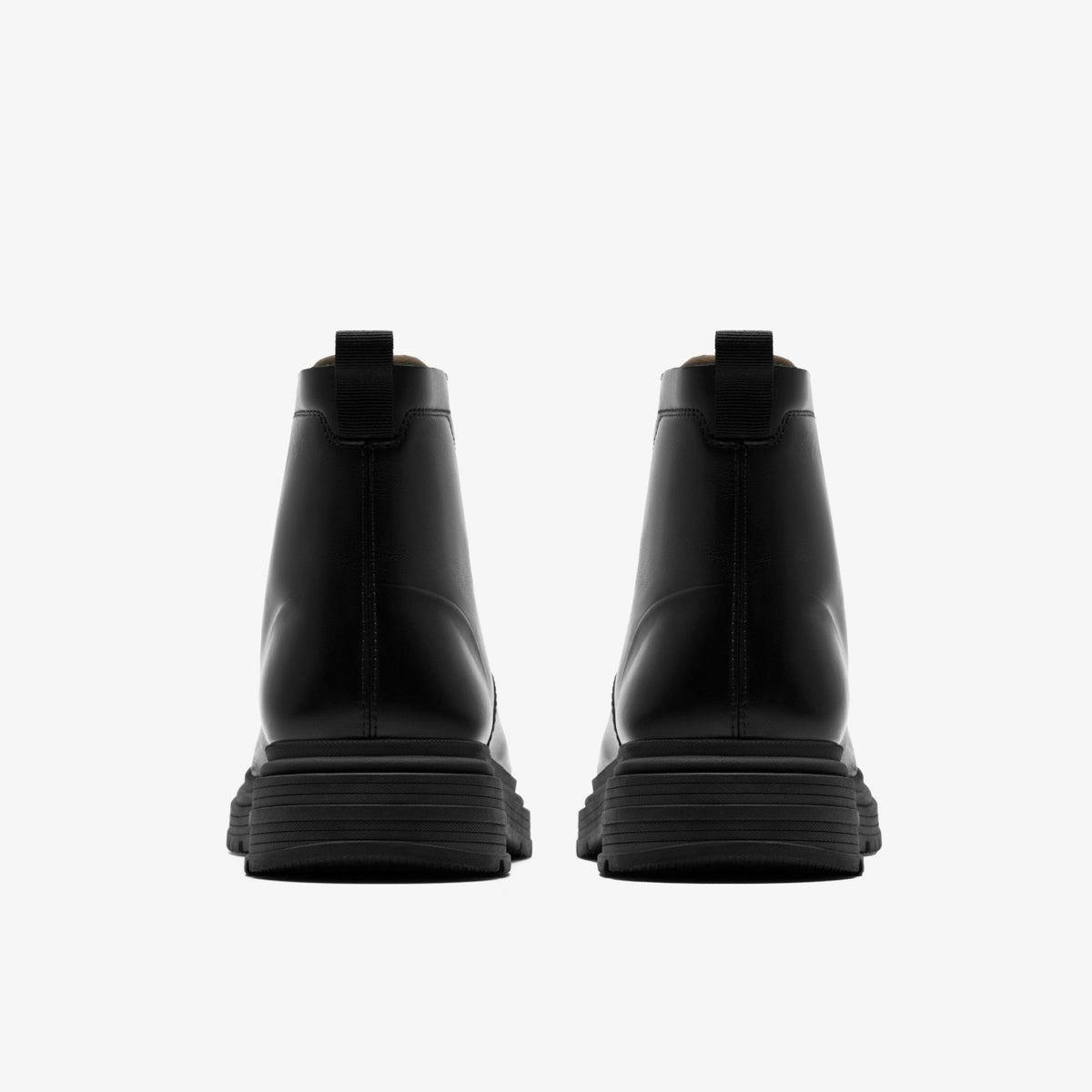 Clarks Everyday / Badbury Hi Waterproof Black Warmlined Leather