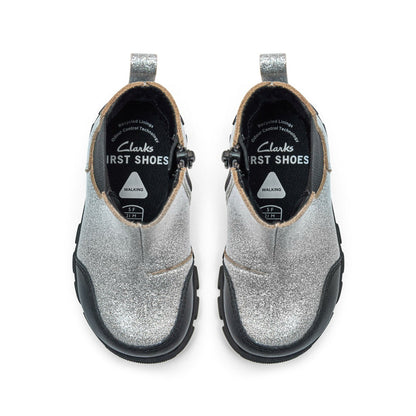Clarks Great Value / Evyn Chelsea Toddler Silver Patent