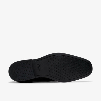 Clarks Deals / Paulton Lace Black Hi Shine Leather