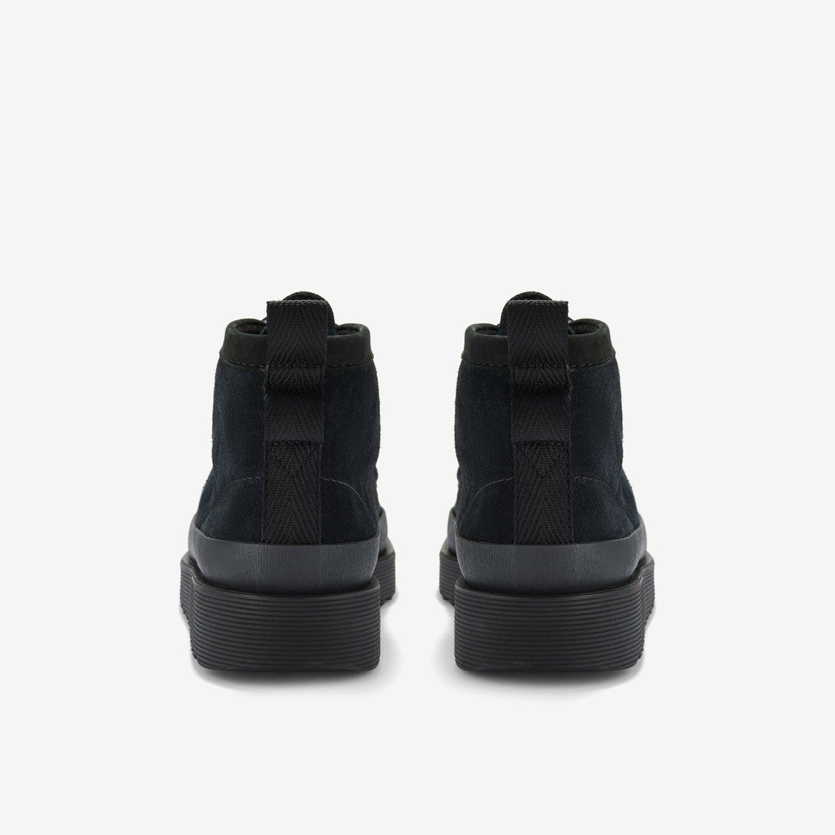 Clarks Featured / Wallabee FTR2 Hi Black Suede