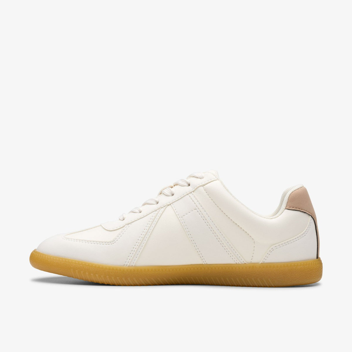 Clarks New / Nykole Step White