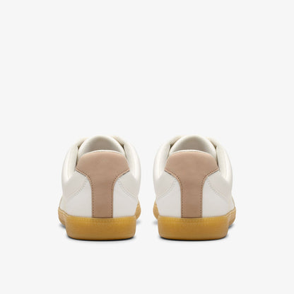 Clarks New / Nykole Step White