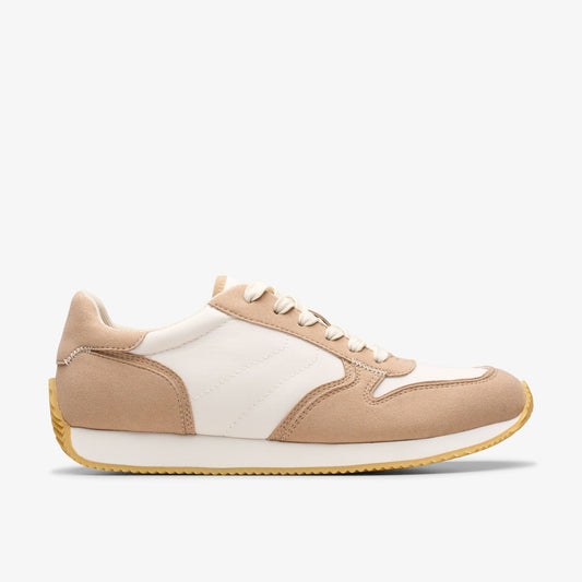 Clarks Recommended / Teirra Run Taupe Combination