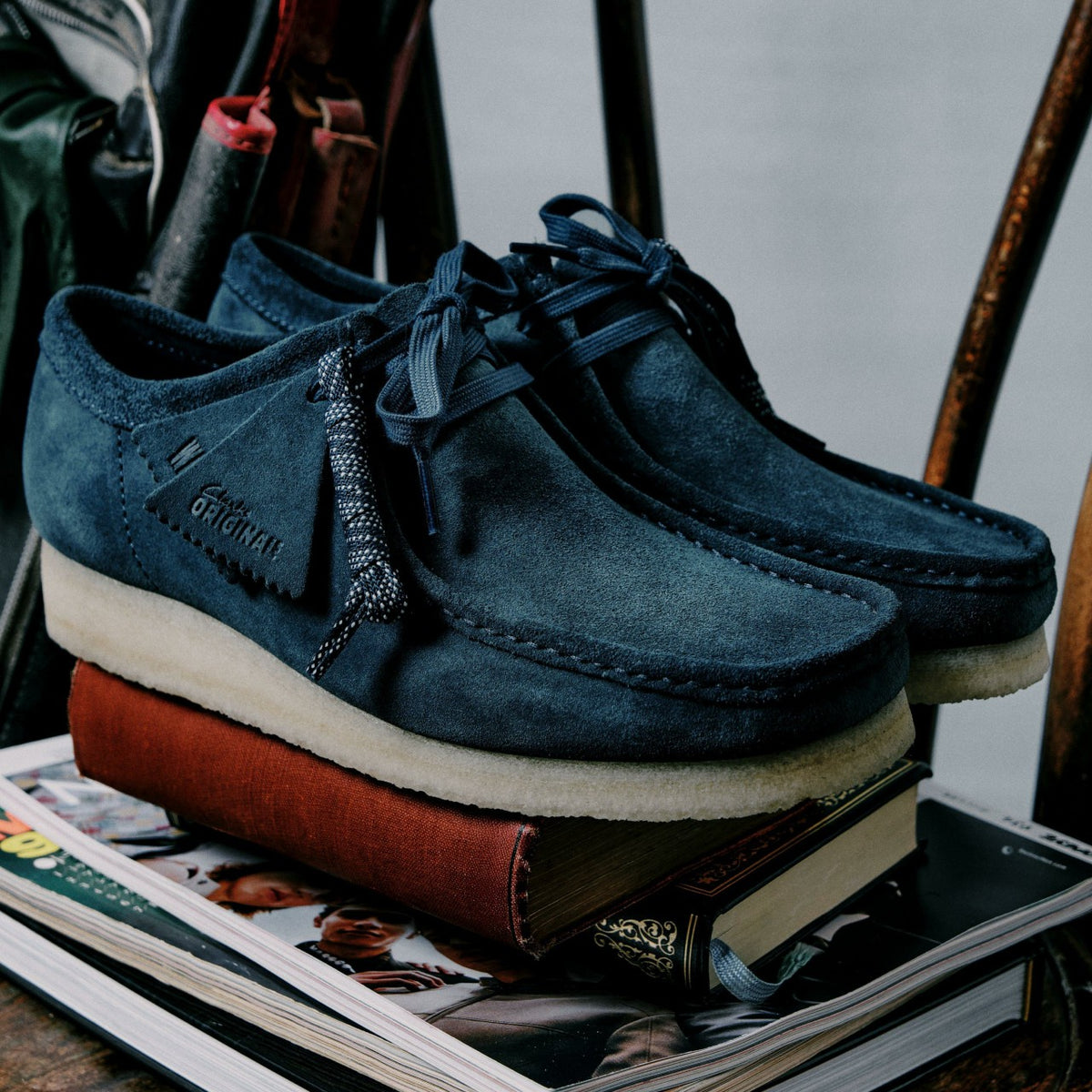 Clarks Classic / Wallabee Mid Blue Suede