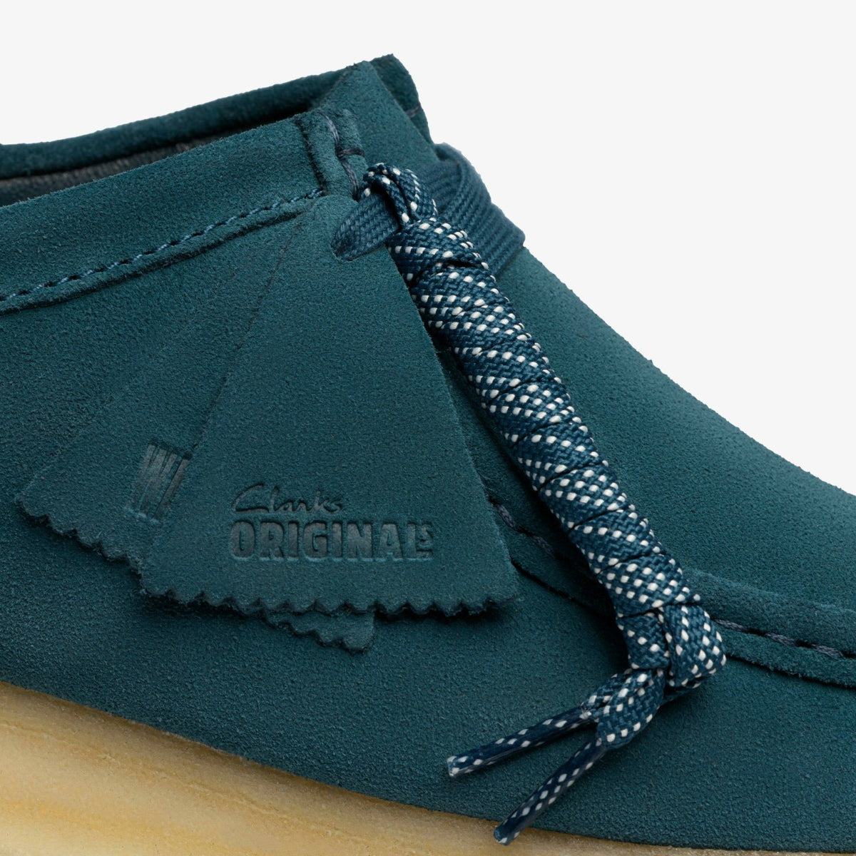 Clarks Classic / Wallabee Mid Blue Suede