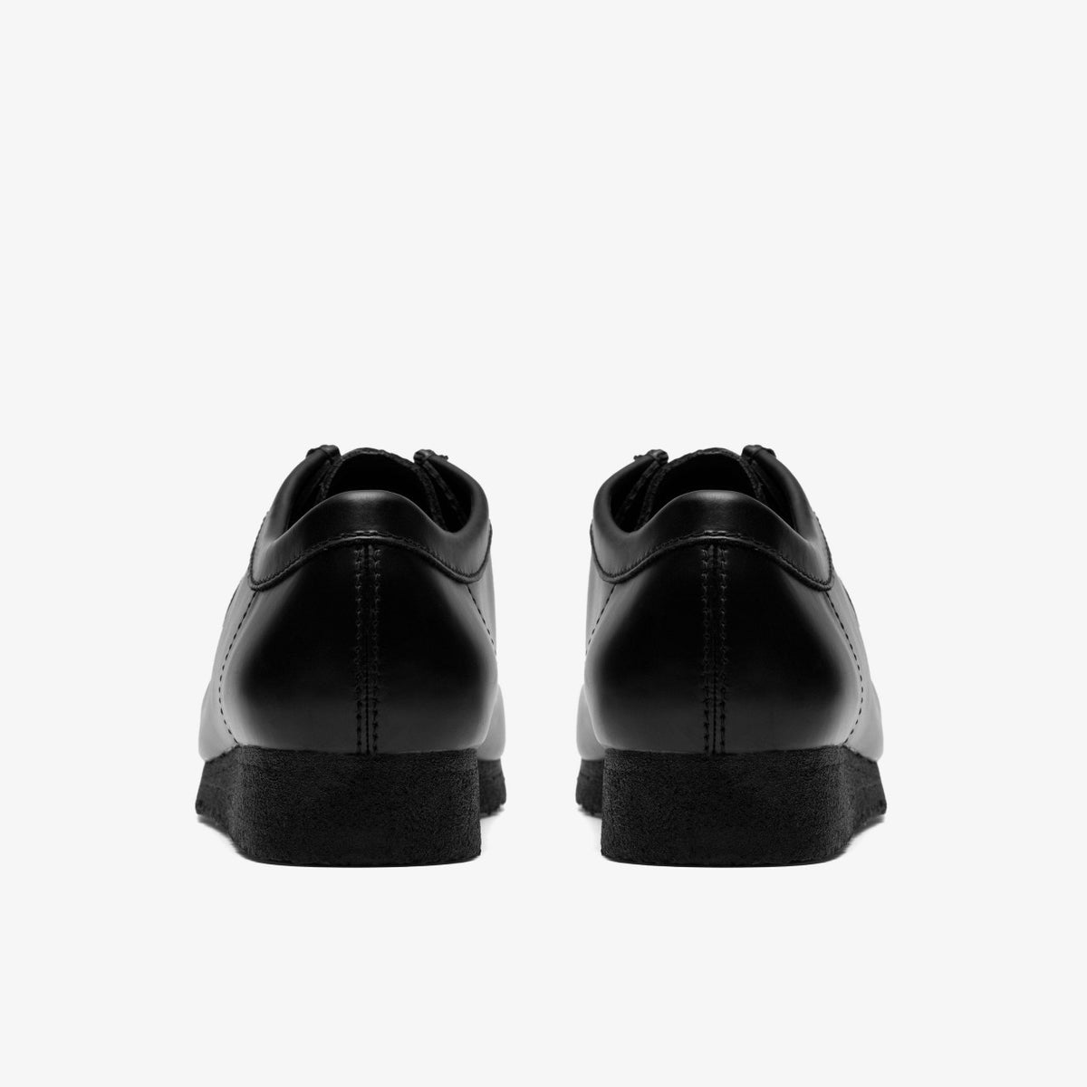 Clarks Smart Buy / Wallabee Black Hi Shine Leather