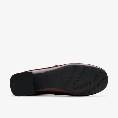 Clarks Everyday / Daiss 30 Shine Burgundy Patent