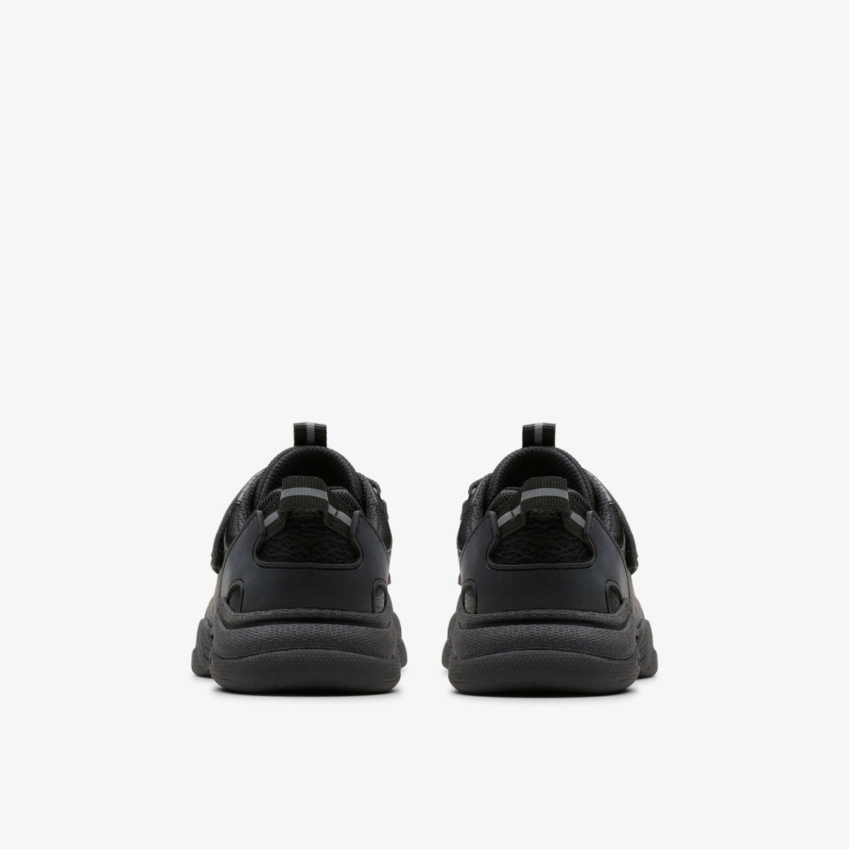 Clarks Classic / Feather Shine Kid Black