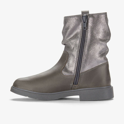 Clarks Best Price / Oaklyn Top Kid Pewter Suede