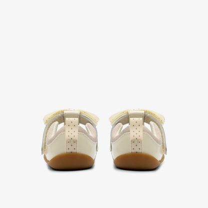Clarks Everyday / Roamer Trim Toddler Off White