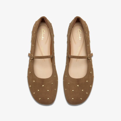 Clarks Featured / Livia Stud Walnut Suede