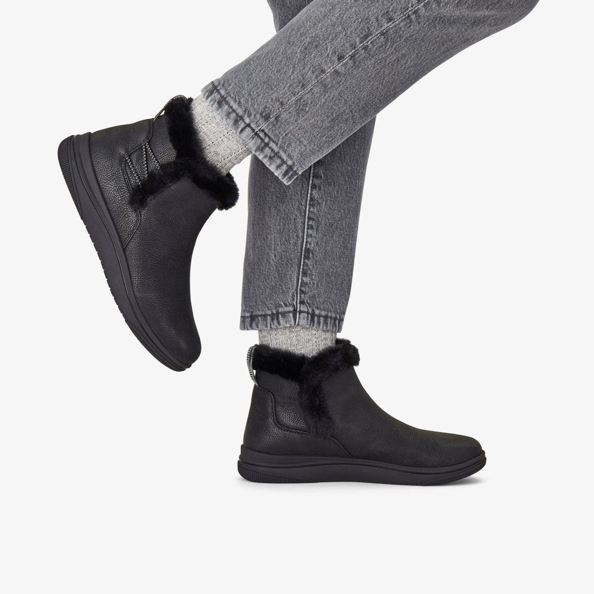 Clarks Customer Favorite / Brinkley Fur Black Combination