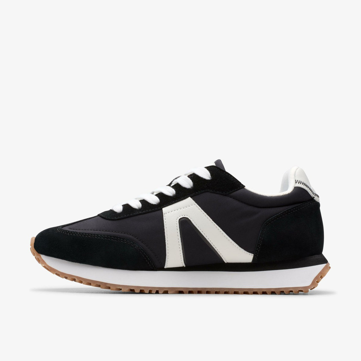 Clarks Featured / Calo Run Black Combination