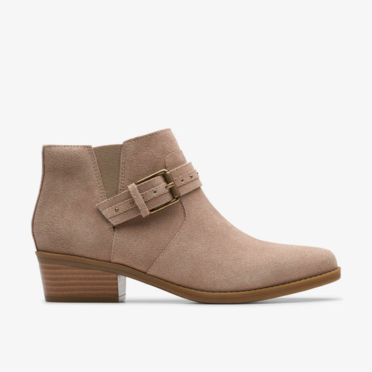 Clarks Classic / Danyelle Wish Light Taupe Suede