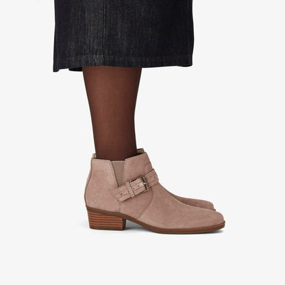Clarks Classic / Danyelle Wish Light Taupe Suede