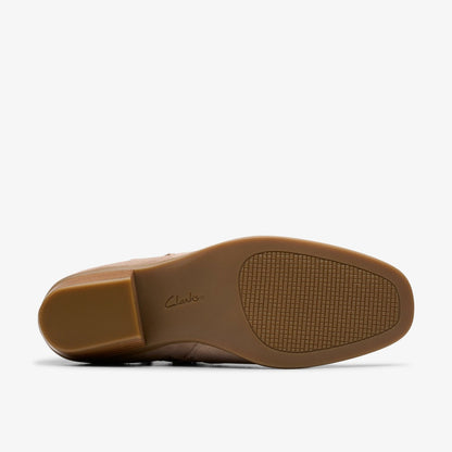 Clarks Classic / Danyelle Wish Light Taupe Suede