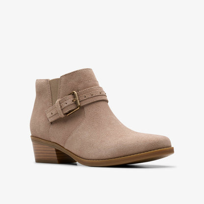 Clarks Classic / Danyelle Wish Light Taupe Suede