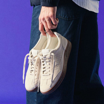 Clarks Classic / Craft Rally Ace Off White Suede