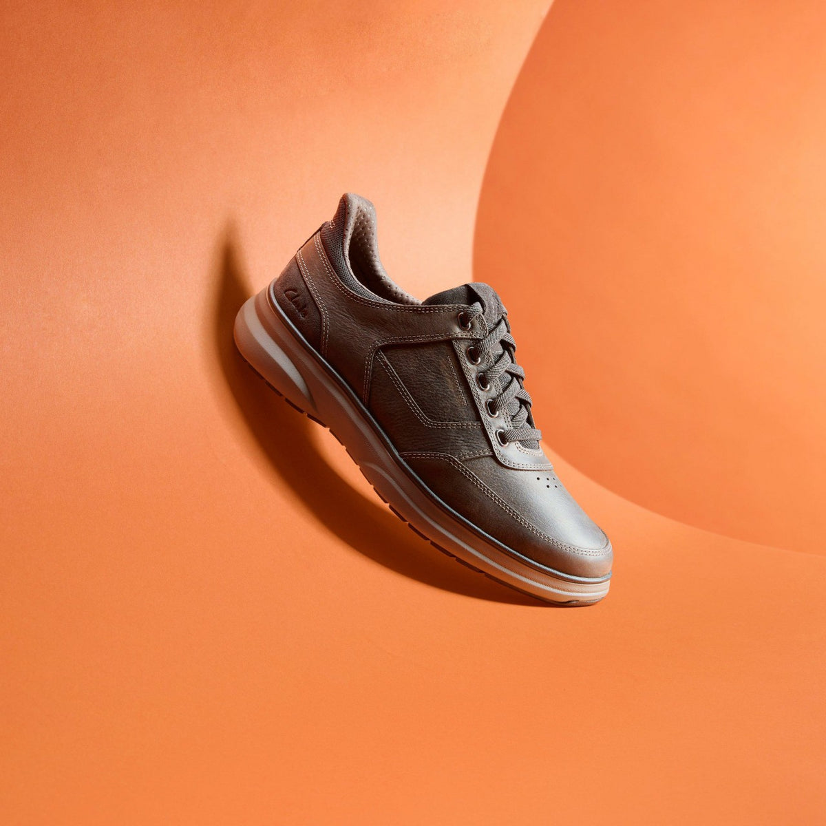 Clarks Latest / Mullan Easy Dark Brown Leather