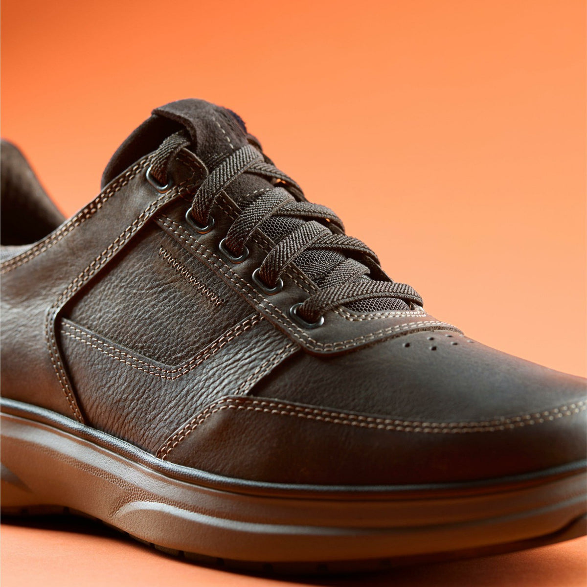 Clarks Latest / Mullan Easy Dark Brown Leather