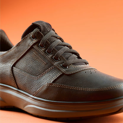 Clarks Latest / Mullan Easy Dark Brown Leather