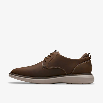 Clarks Featured / Brantin Plain Beeswax Leather