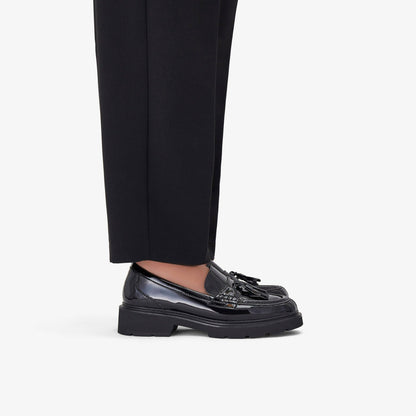 Clarks Sale / Lauryl Tassel Black Patent