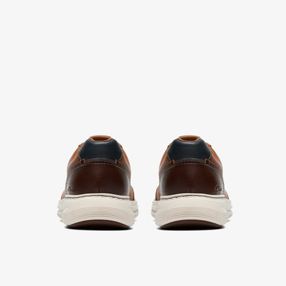 Clarks Featured / Craftwell Lace Tan Leather
