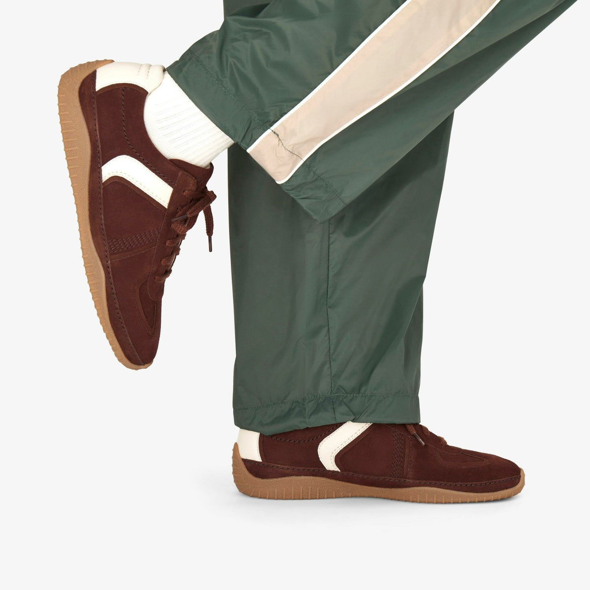 Clarks Deals / Meridor Lo Brown Suede