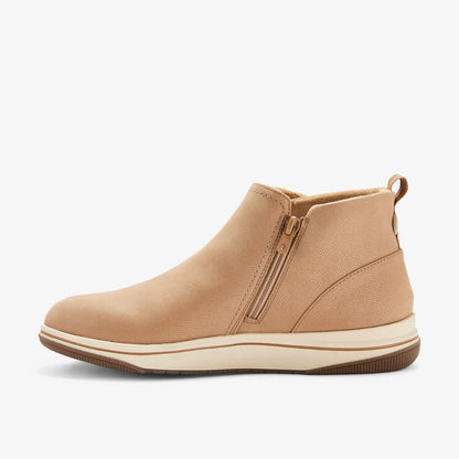Clarks Special Offer / Brinkley Derby Camel