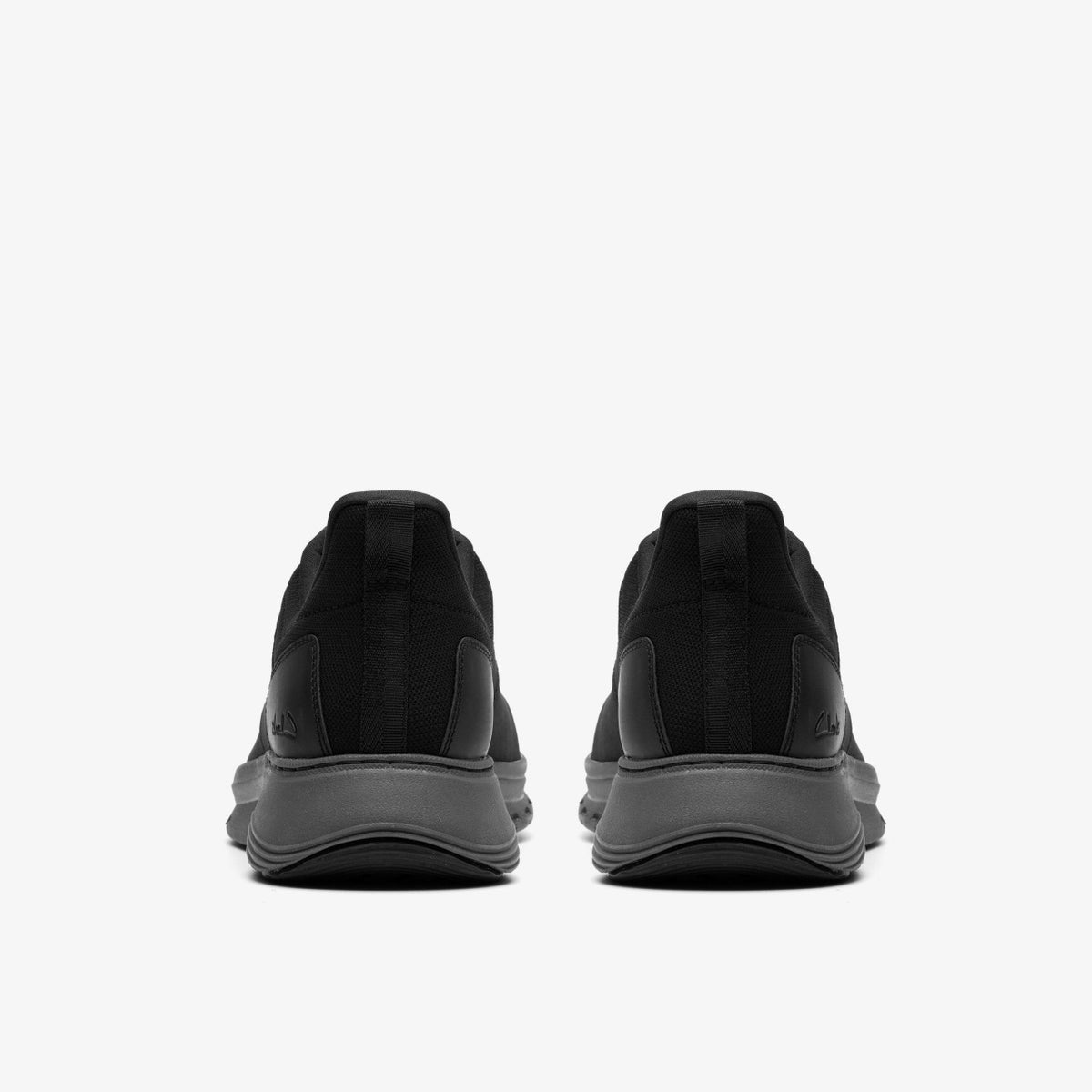 Clarks Great Value / Motion Trek LX Black Leather
