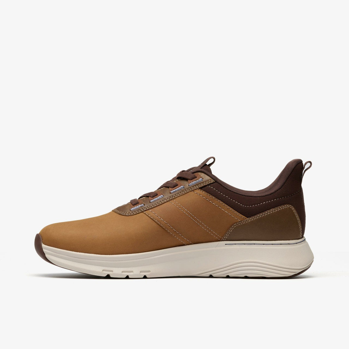 Clarks New / Motion Trek LX Dark Tan Leather