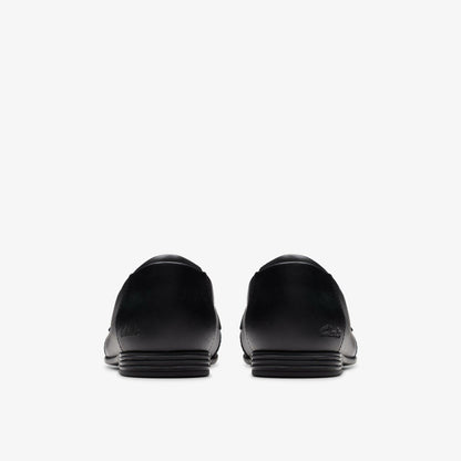 Clarks Exclusive / Finja Loafer Older Black Leather