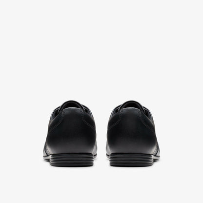 Clarks Value / Finja Wing Youth Black Leather