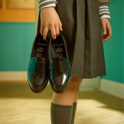 Clarks Recommended / Tapa Edge Youth Black Patent