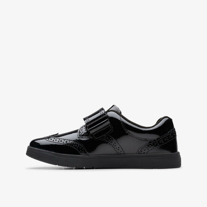 Clarks Quality / Disco Skip Kid Black Patent