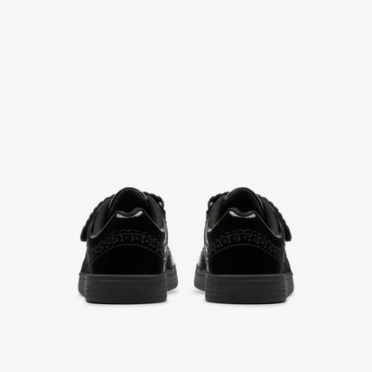 Clarks Quality / Disco Skip Kid Black Patent