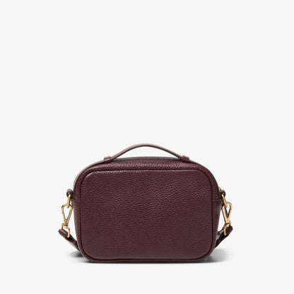 Clarks Featured / Camera Cross Burgundy Leather