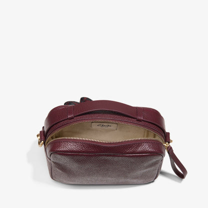 Clarks Featured / Camera Cross Burgundy Leather