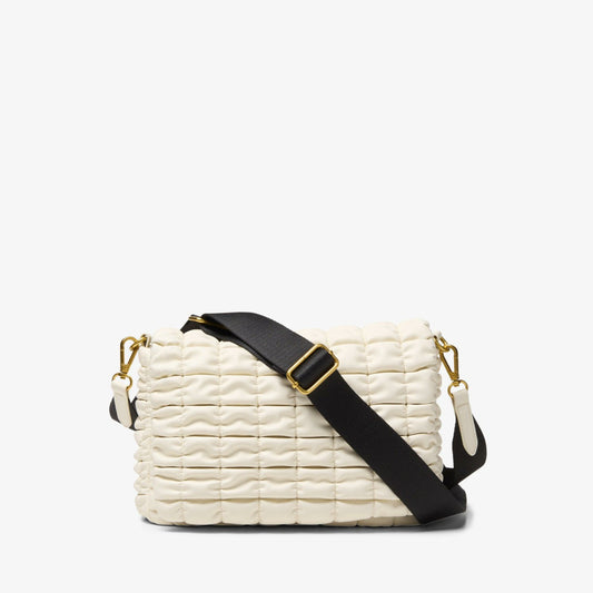 Clarks Featured / Quilted Cross Cream