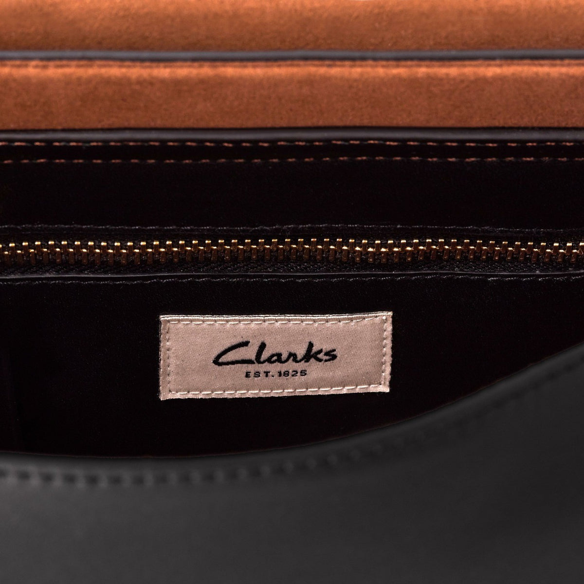 Clarks Trending / Twist Midi Black Leather