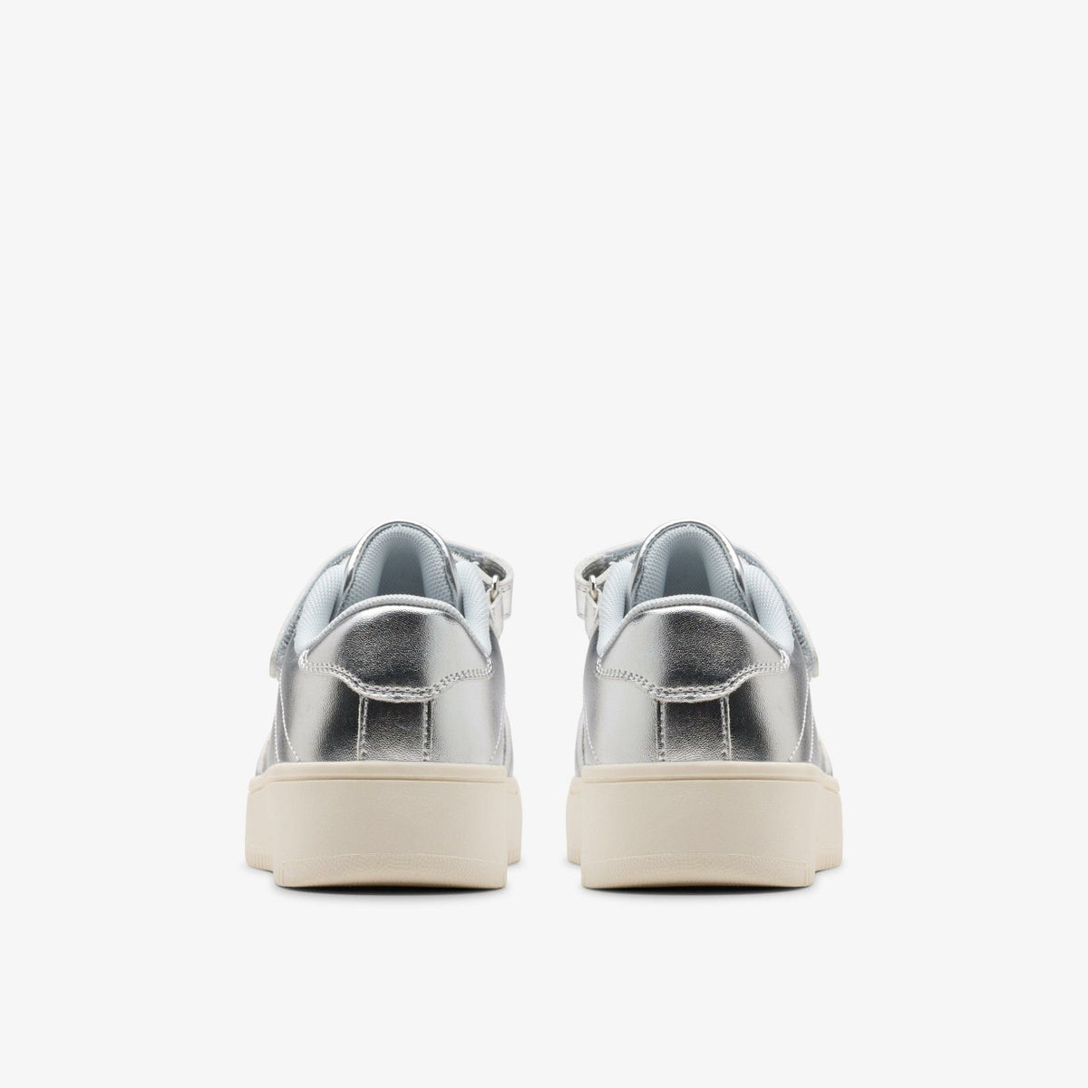 Clarks Sale / Barley Step Kid Silver Metallic