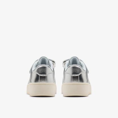 Clarks Sale / Barley Step Kid Silver Metallic