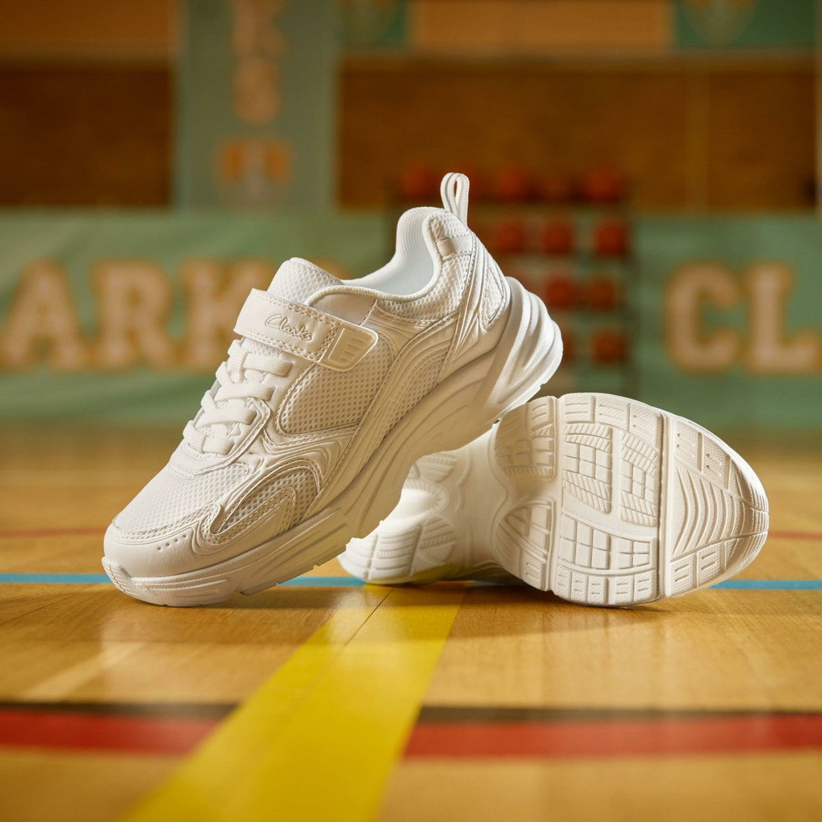 Clarks Signature / Crafton Move Kid White/White